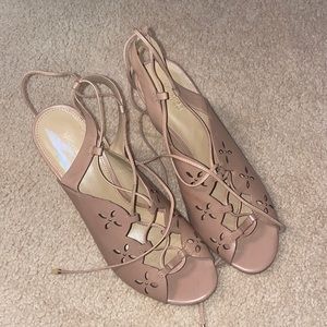 Michael kors perforated design heel size 9